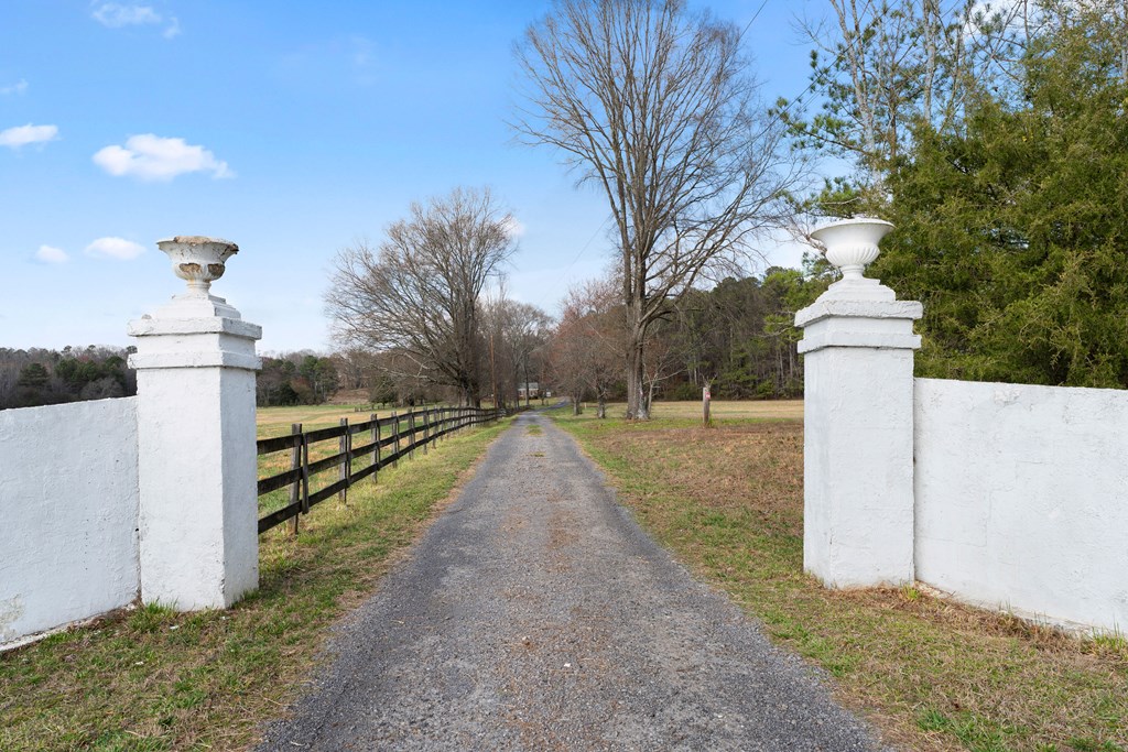 428507 Cartersville Residential