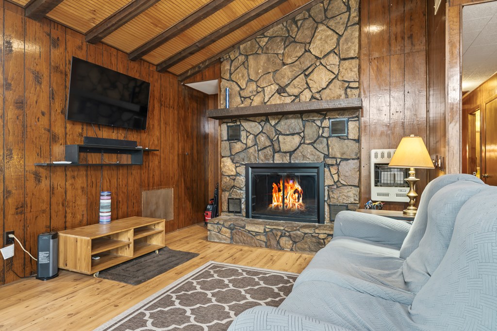 428509 Murphy Residential