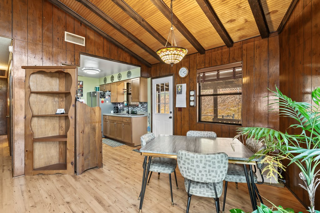 428509 Murphy Residential