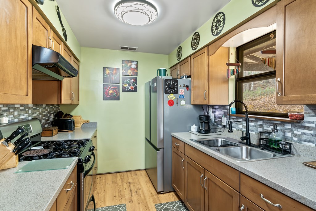 428509 Murphy Residential