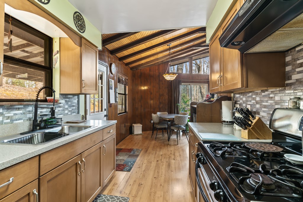 428509 Murphy Residential