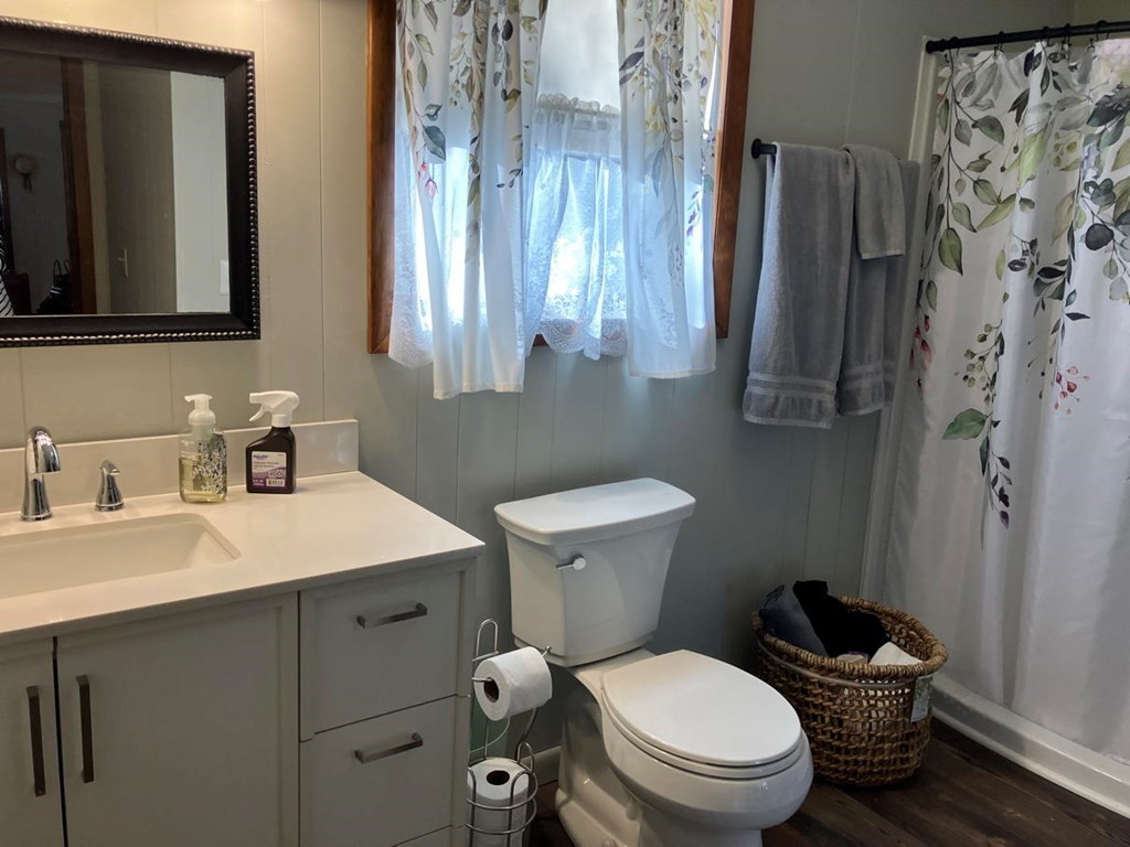 428513 Murphy Residential