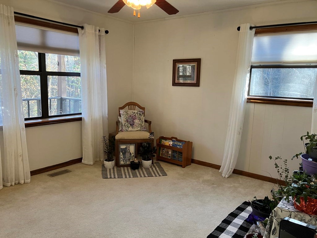 428513 Murphy Residential