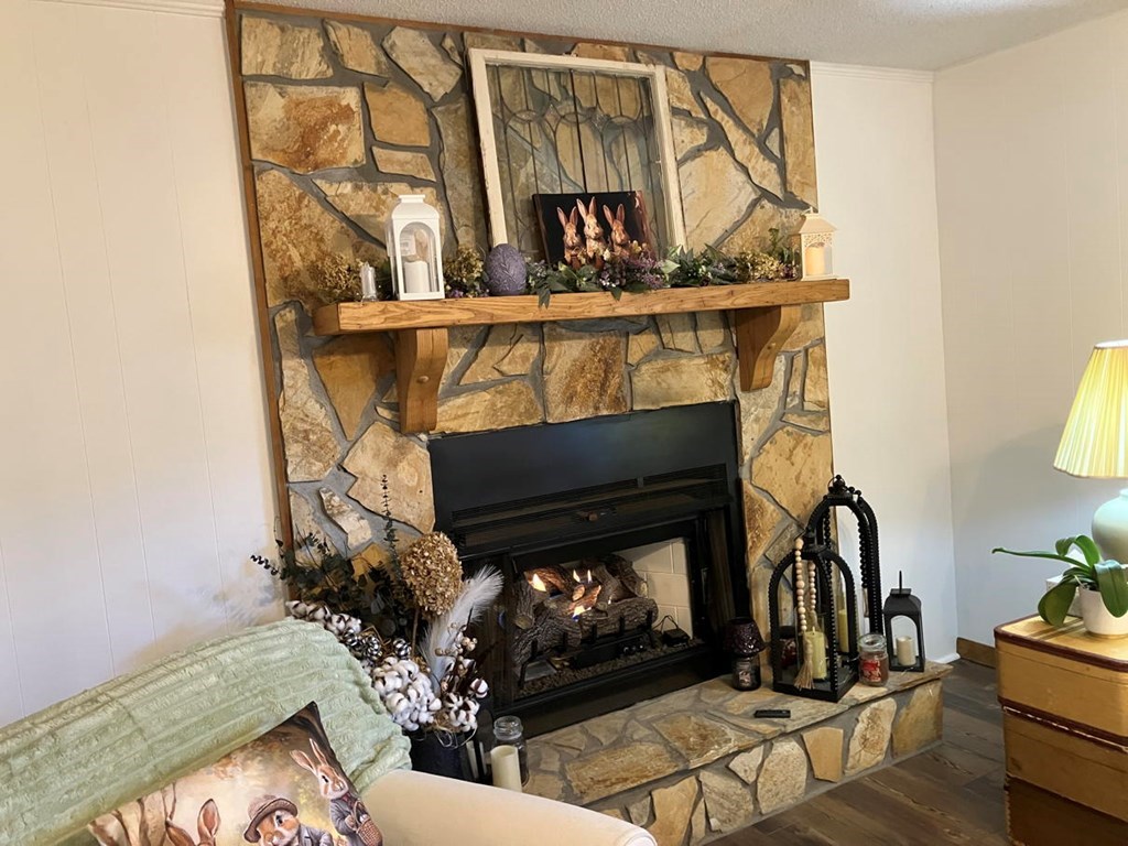 428513 Murphy Residential