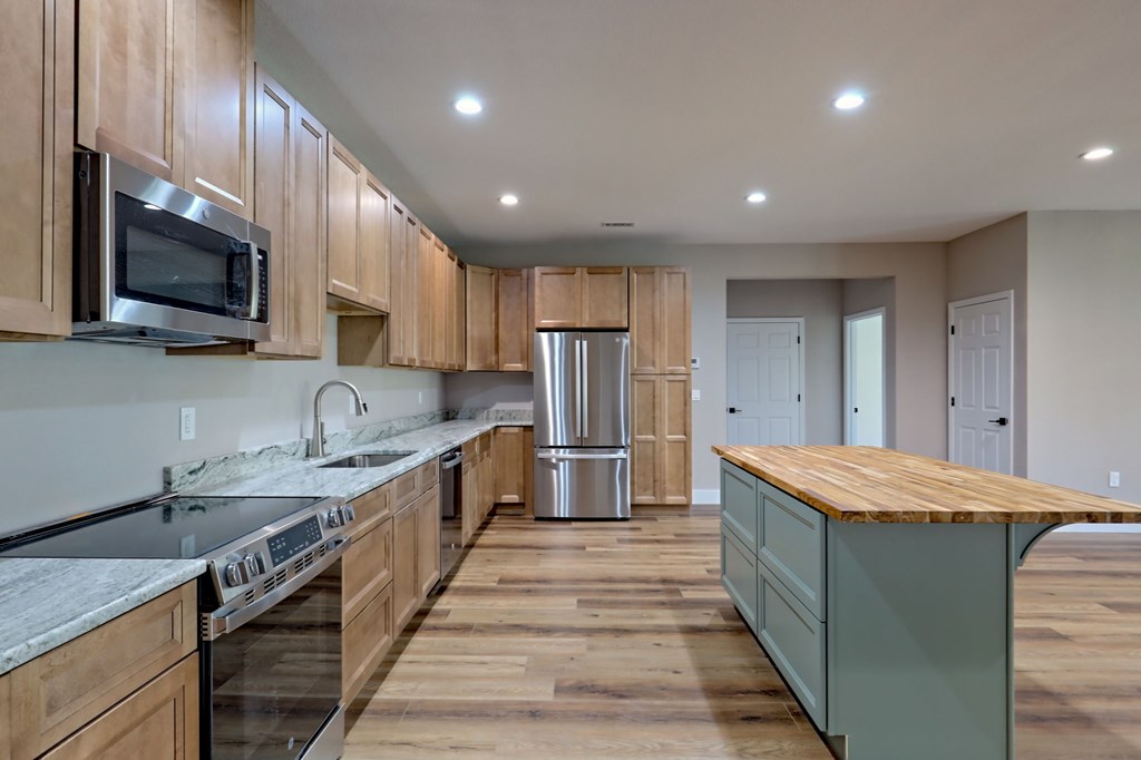 428514 Hayesville Residential