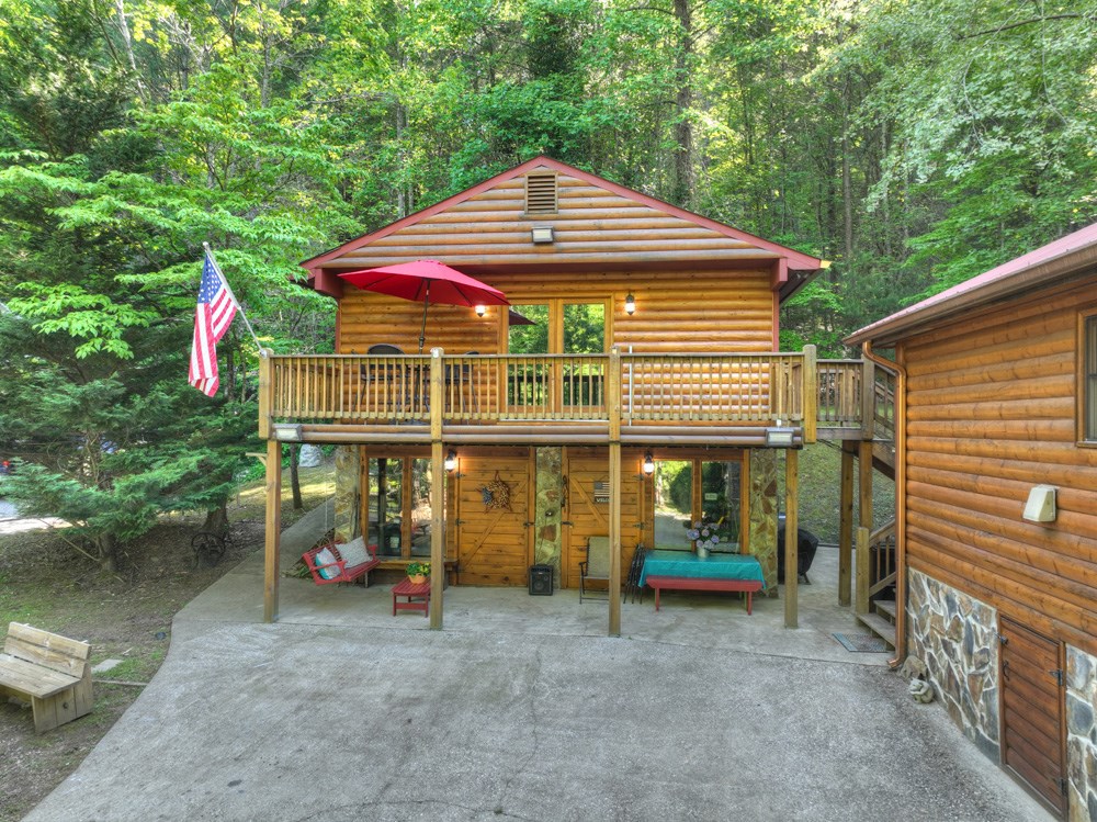 428516 Blue Ridge Residential