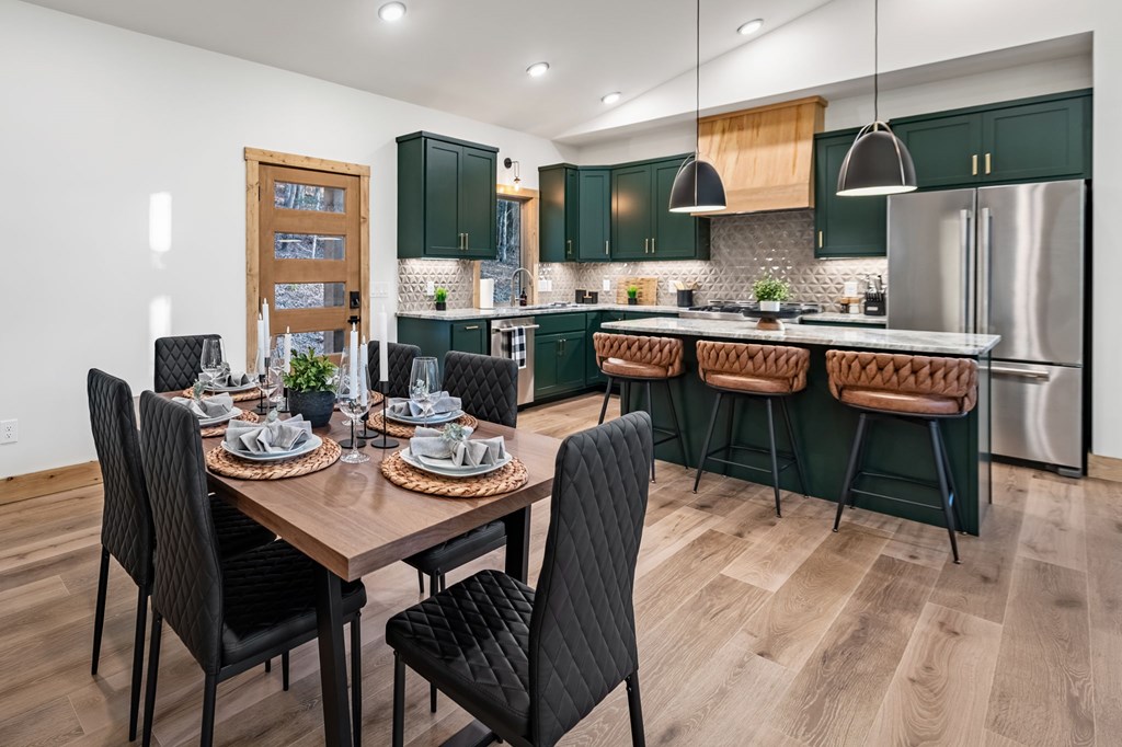 428523 Blue Ridge Residential