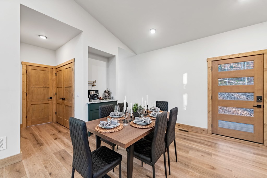 428523 Blue Ridge Residential