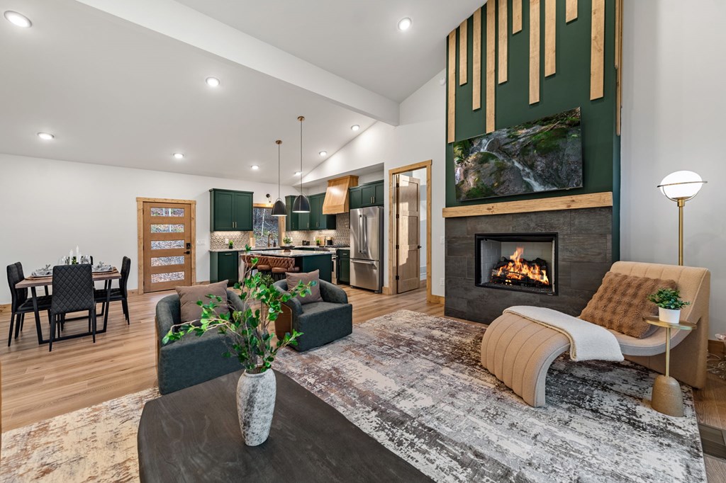 428523 Blue Ridge Residential