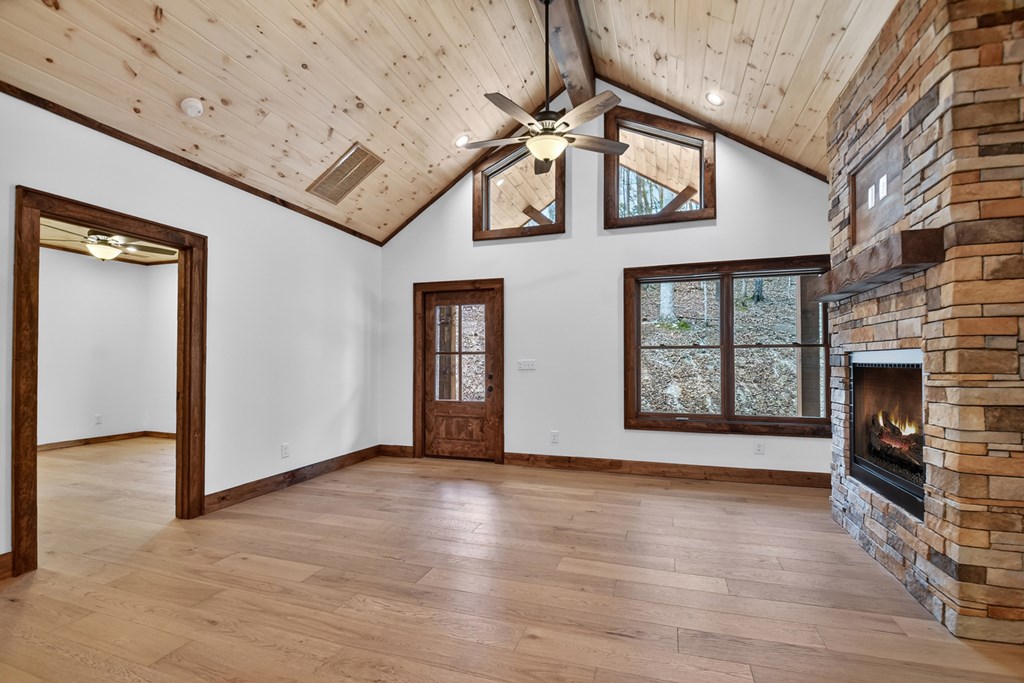 428524 Ellijay Residential