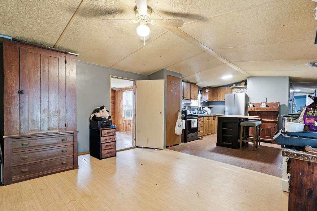 428526 Blue Ridge Residential