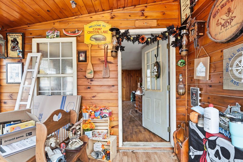 428526 Blue Ridge Residential