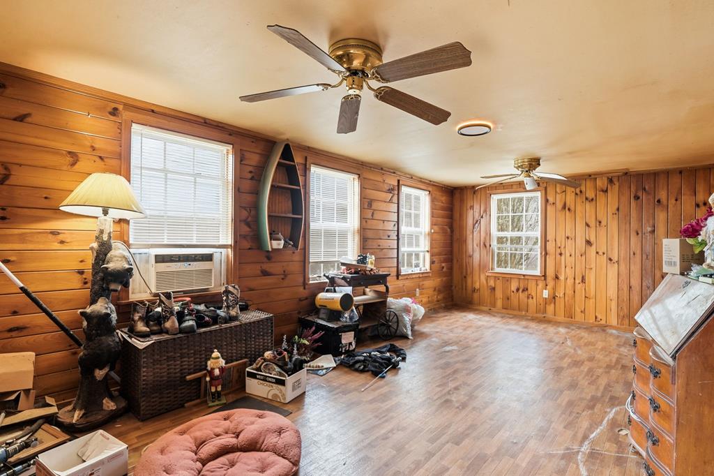 428526 Blue Ridge Residential