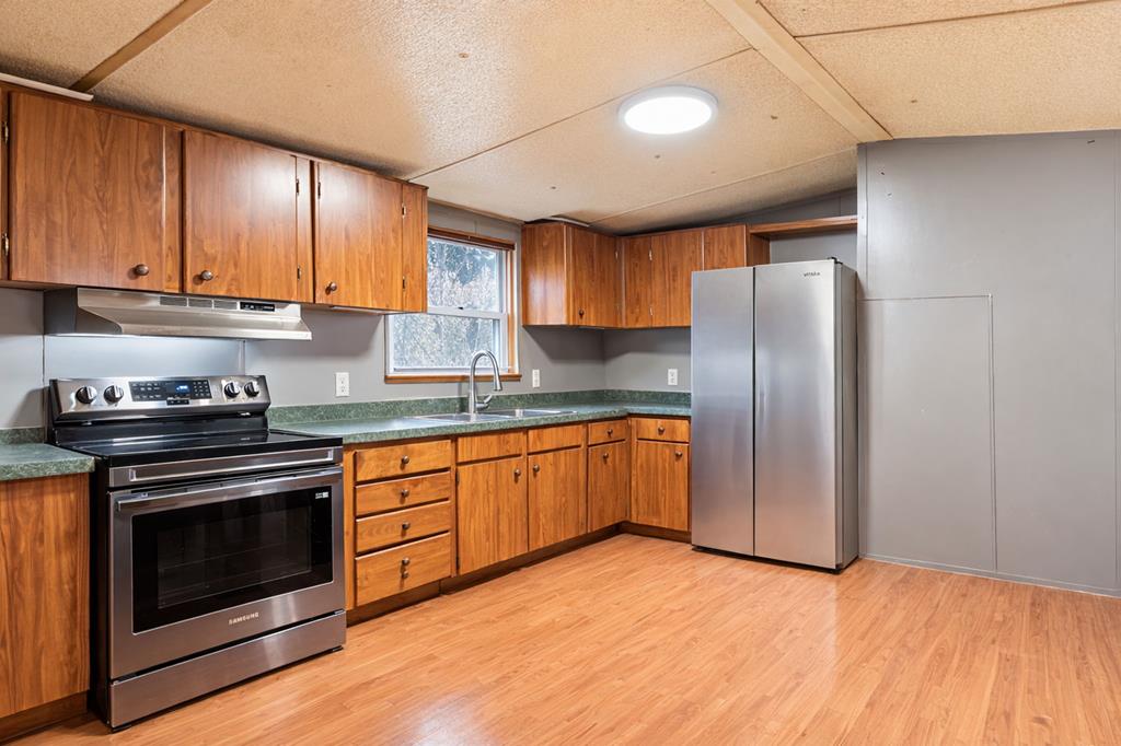 428526 Blue Ridge Residential