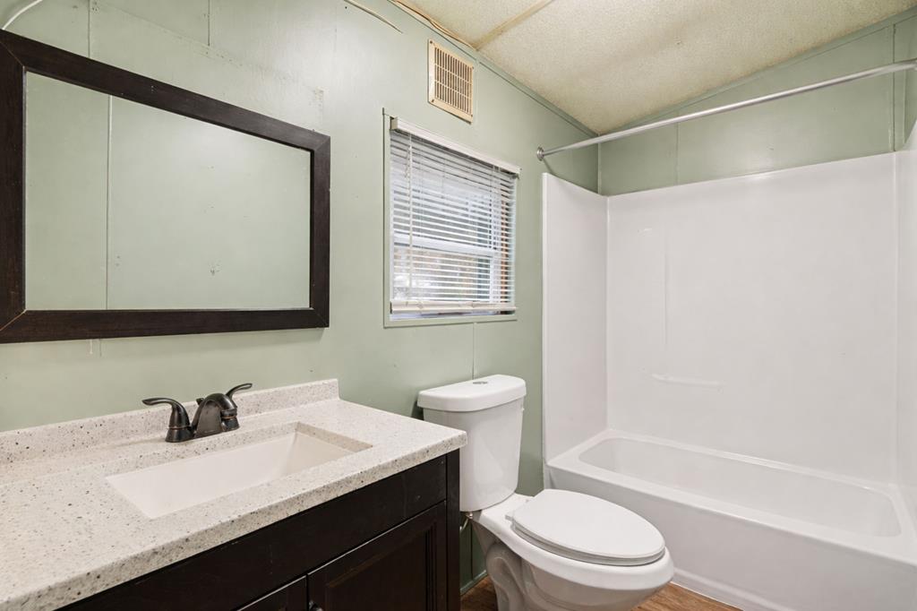 428526 Blue Ridge Residential