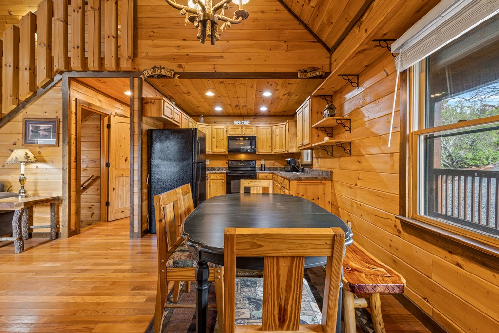 428529 Blue Ridge Residential