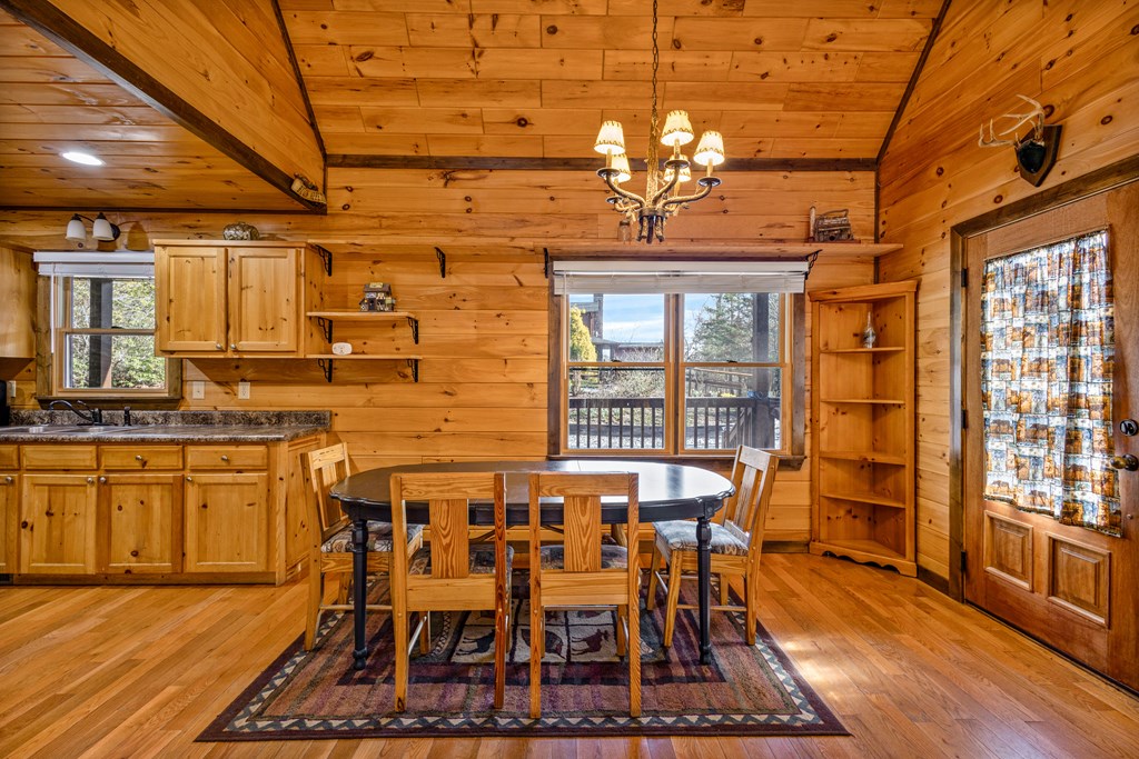 428529 Blue Ridge Residential