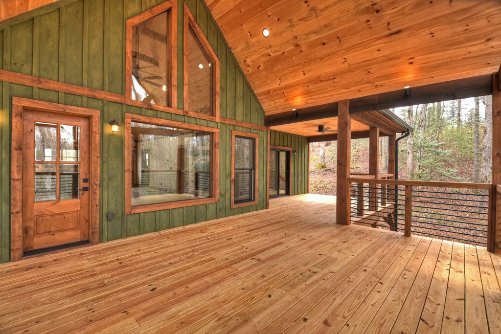 428538 Blue Ridge Residential