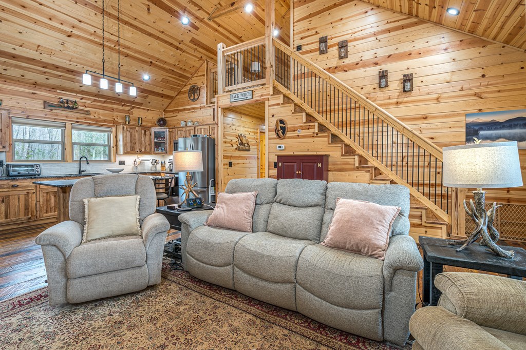 428539 Murphy Residential