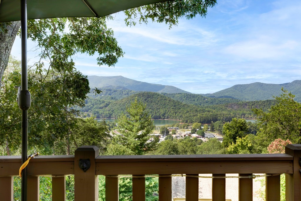428541 Hiawassee Residential