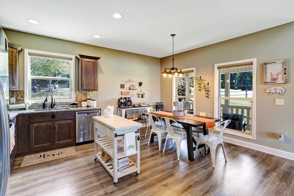 428541 Hiawassee Residential