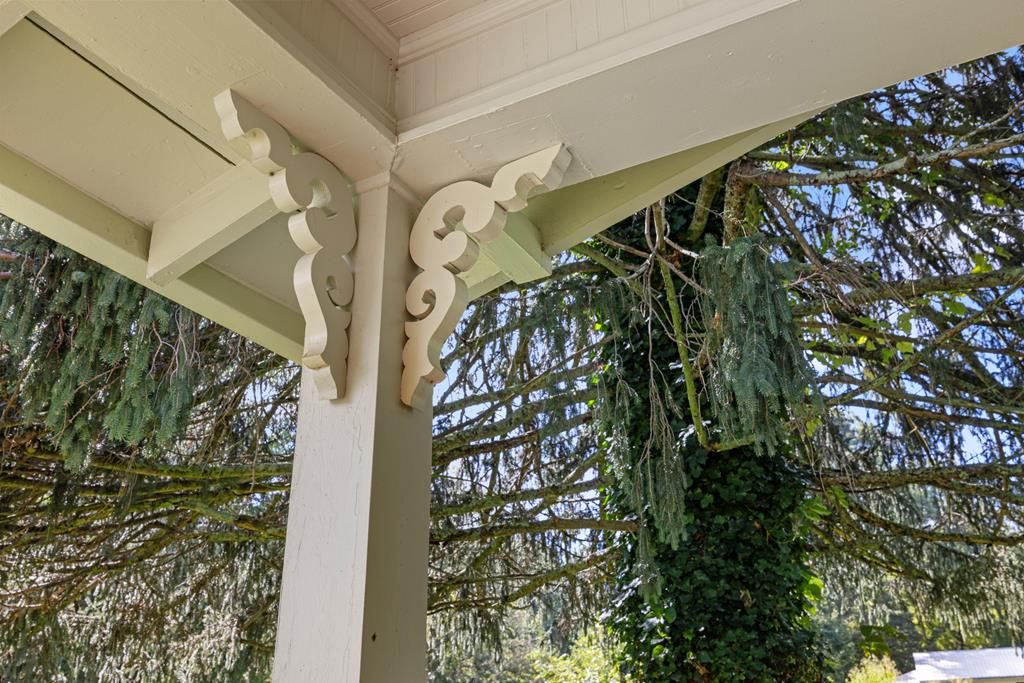 428542 Hayesville Residential