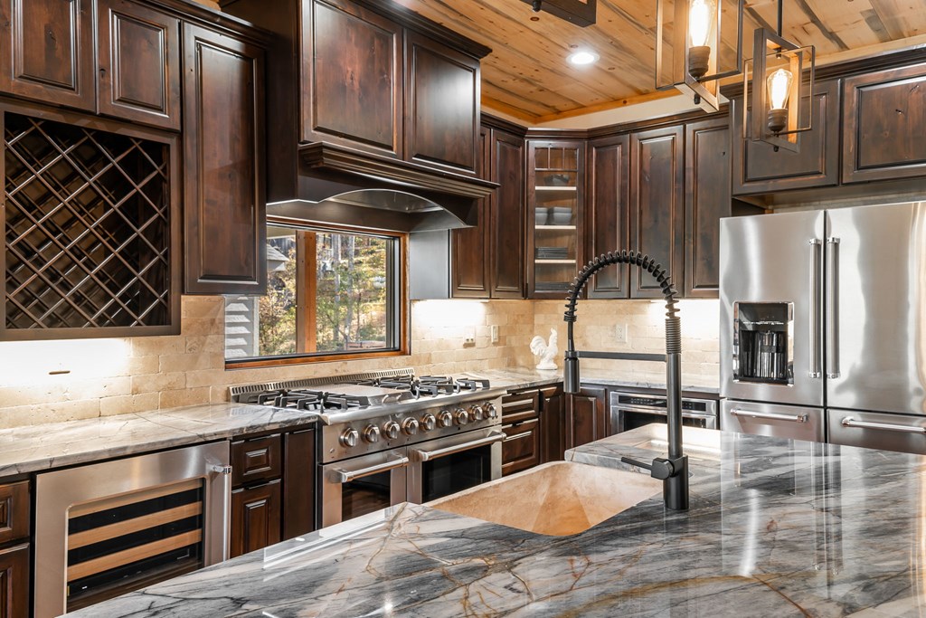 428543 Epworth Residential