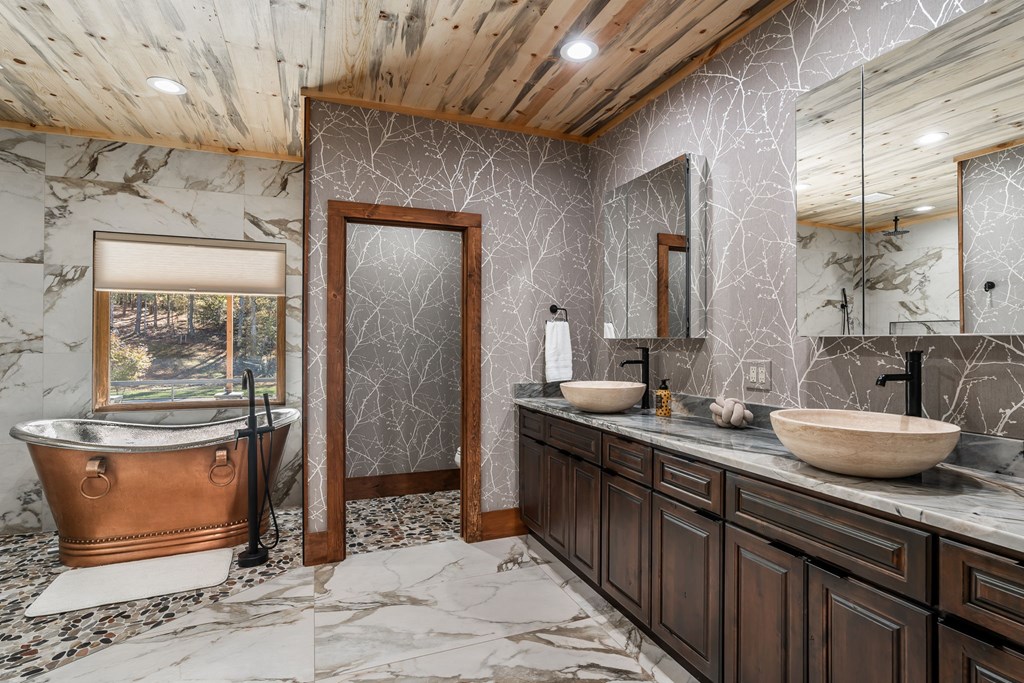 428543 Epworth Residential