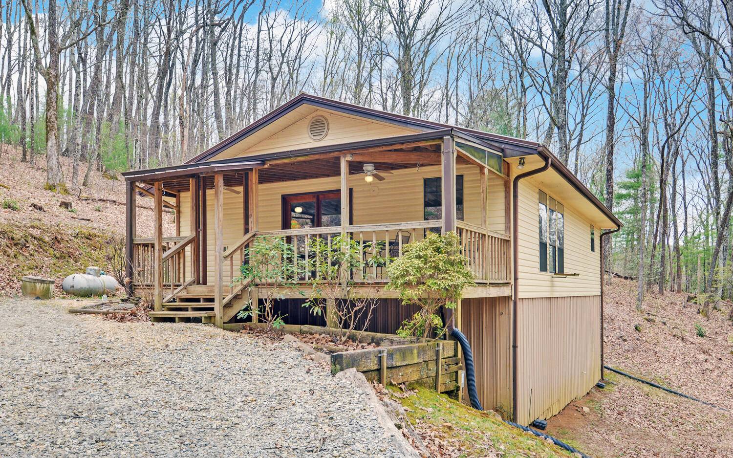 428544 Suches Residential