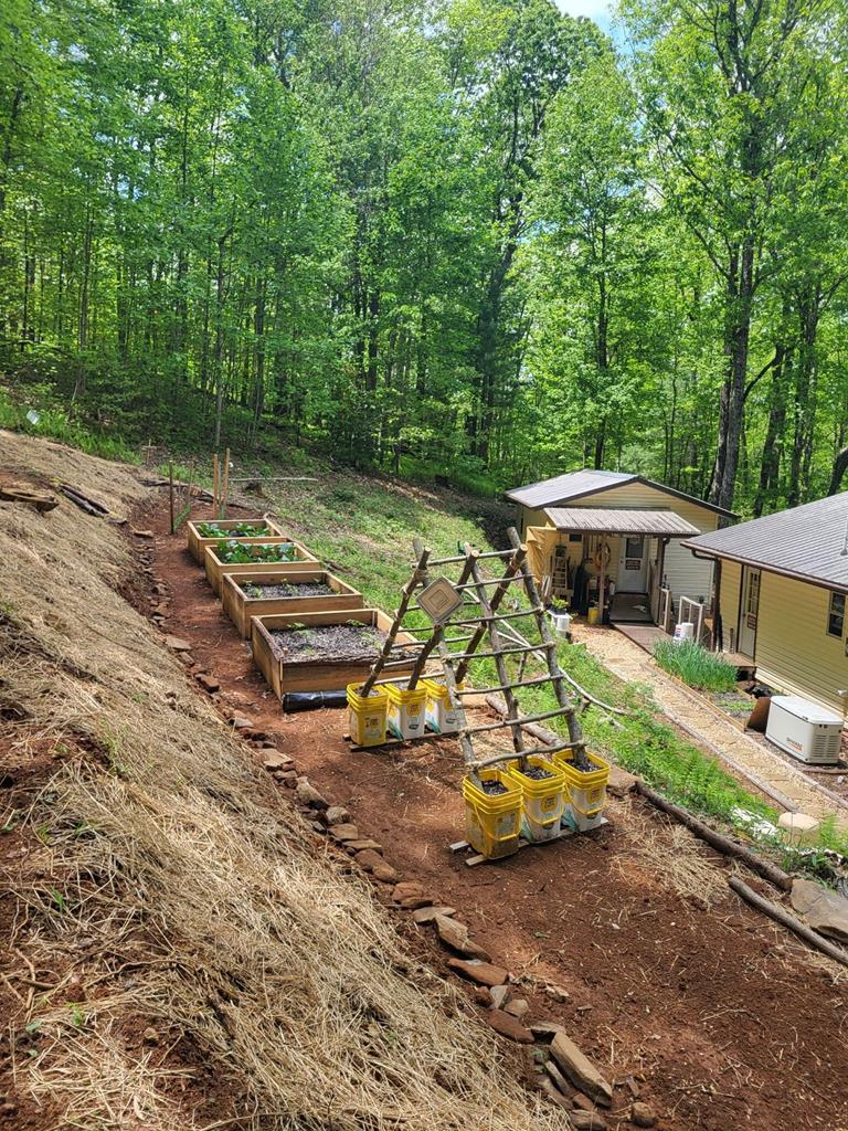 428544 Suches Residential