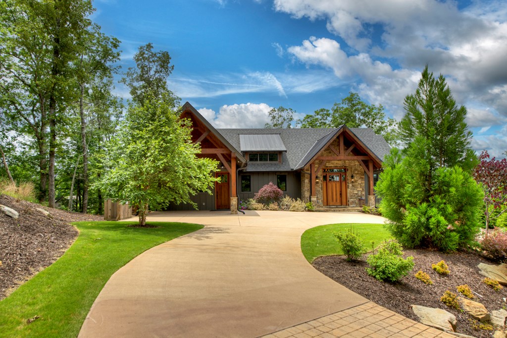 428545 Mineral Bluff Residential