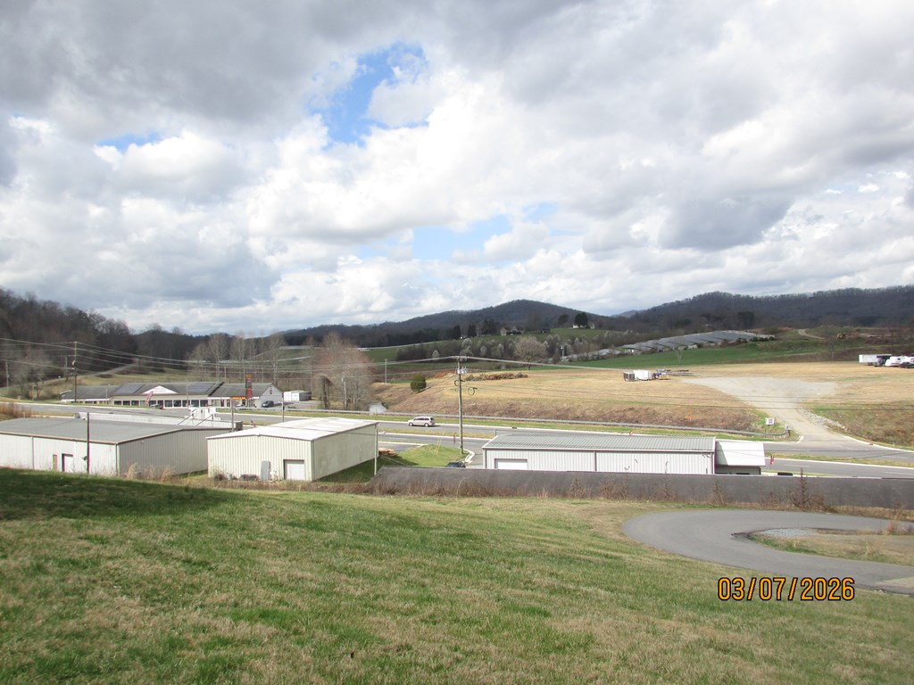 428548 Hayesville Residential