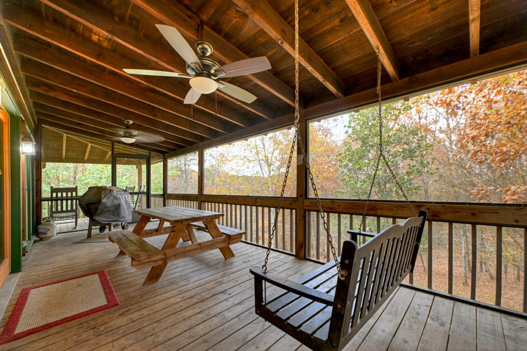 428550 Mineral Bluff Residential