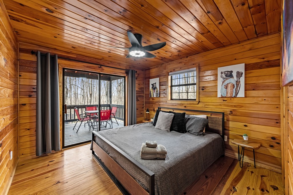 428558 Blue Ridge Residential