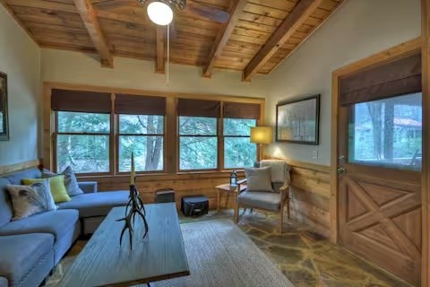 428560 Blue Ridge Residential