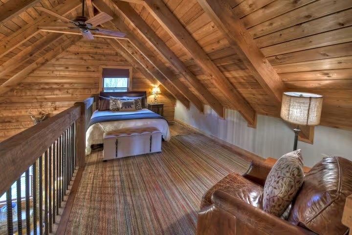 428560 Blue Ridge Residential