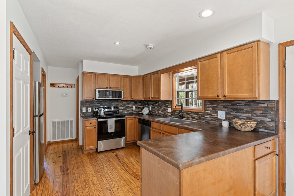 428561 Blairsville Residential