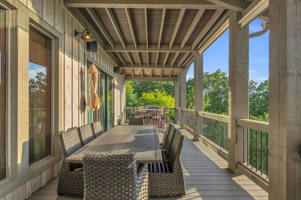 428566 Blue Ridge Residential