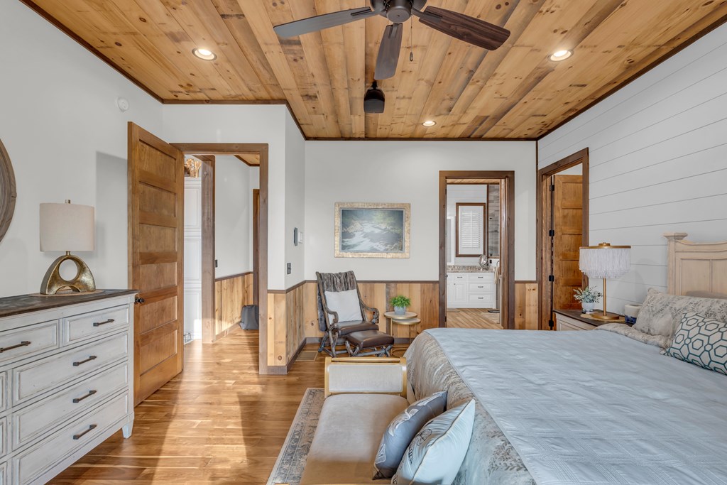 428566 Blue Ridge Residential