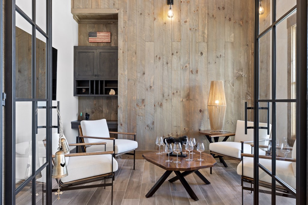 428567 Ellijay Residential