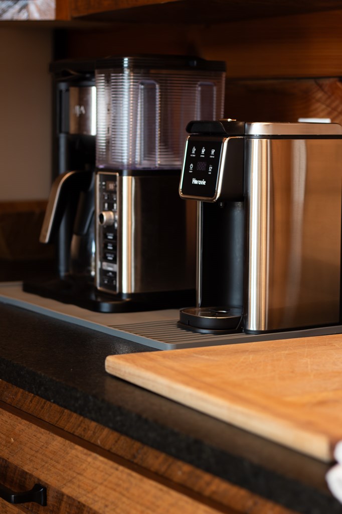 428573 Ellijay Residential