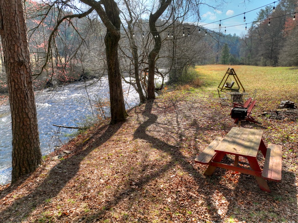 428580 Blue Ridge Residential