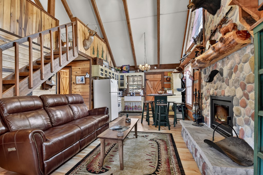 428580 Blue Ridge Residential