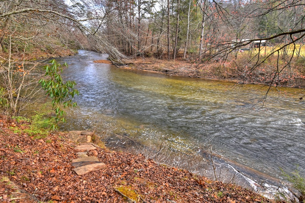 428580 Blue Ridge Residential