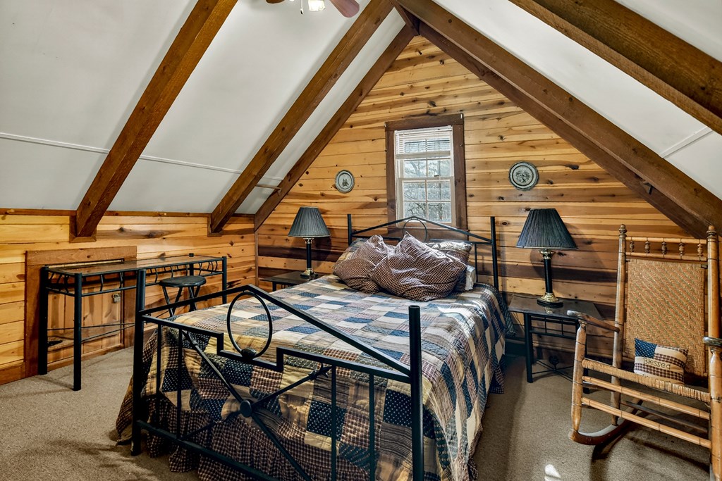 428580 Blue Ridge Residential