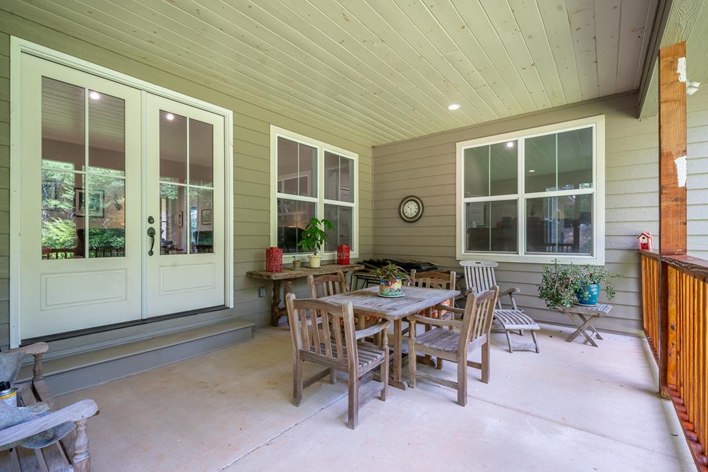 428582 Blairsville Residential