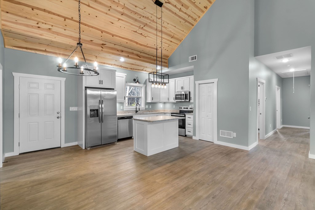 428585 Ellijay Residential