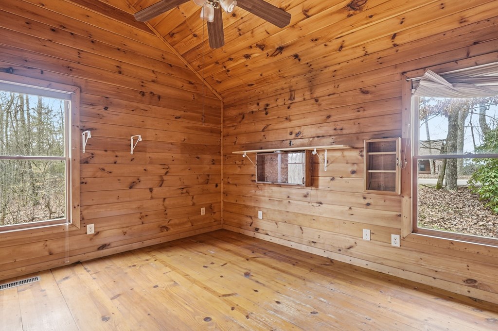 428588 Ellijay Residential