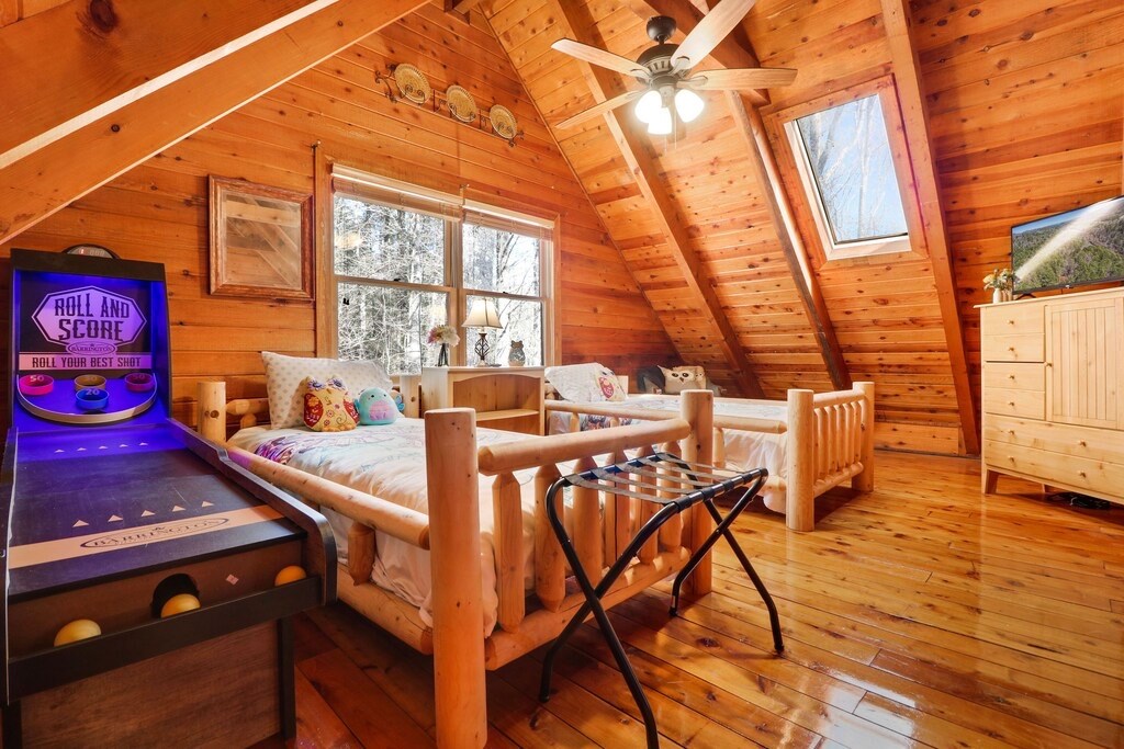 428591 Blue Ridge Residential