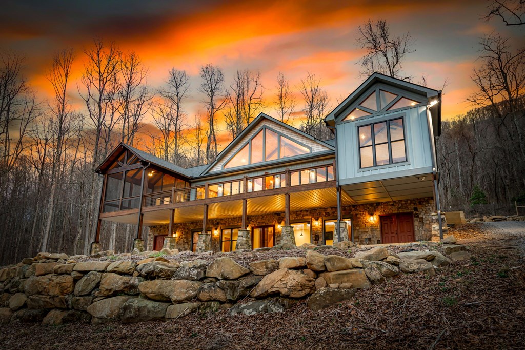 428593 Blue Ridge Residential